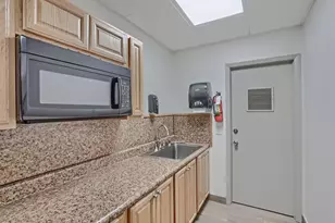 5250 Las Verdes Cir, Delray Beach, FL 33484 - Photo 43