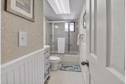 5250 Las Verdes Circle #313, Delray Beach, FL 33484 - Photo 11