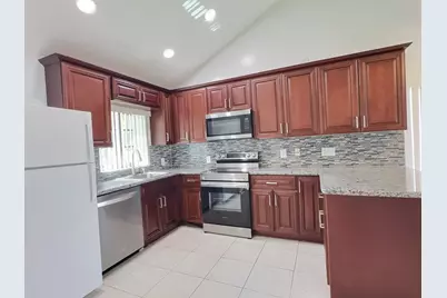 2652 Riverside Drive, Coral Springs, FL 33065 - Photo 5