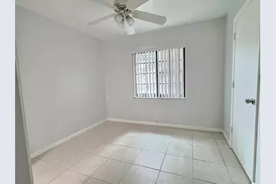 2652 Riverside Drive, Coral Springs, FL 33065 - Photo 13