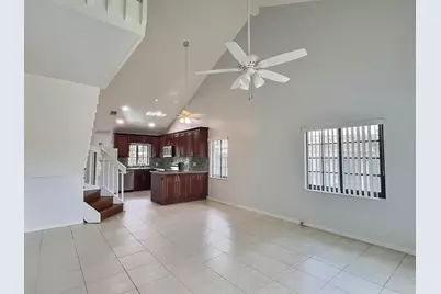 2652 Riverside Drive, Coral Springs, FL 33065 - Photo 7