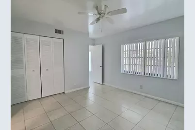 2652 Riverside Drive, Coral Springs, FL 33065 - Photo 9