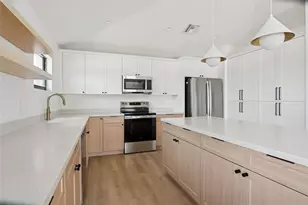 5048 SE Alicia St, Stuart, FL 34997 - Photo 7