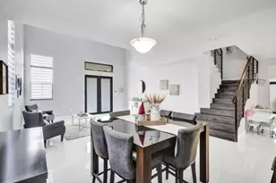 14486 SW 17th St, Miami, FL 33175 - Photo 9