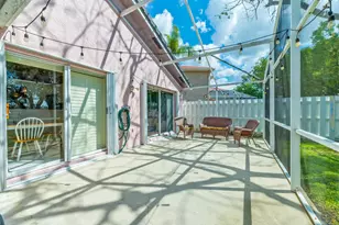 98 Gables Blvd, Weston, FL 33326 - Photo 23