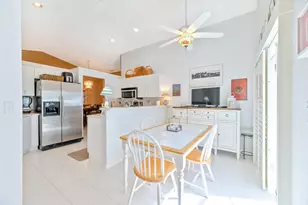 98 Gables Blvd, Weston, FL 33326 - Photo 11