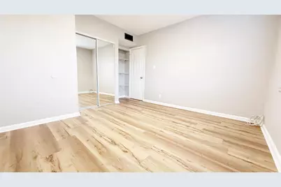 360 NW 8th Street #8, Pompano Beach, FL 33060 - Photo 9
