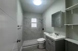 828 NE 17th Ave, Fort Lauderdale, FL 33304 - Photo 13