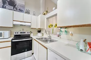 3100 NW 46th St, Oakland Park, FL 33309 - Photo 11