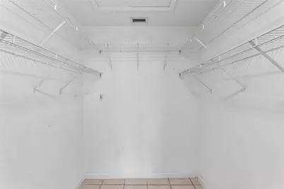 520 Woodgate Circle, Sunrise, FL 33326 - Photo 13