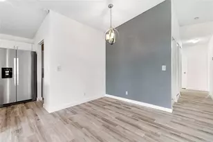 520 Woodgate Cir, Sunrise, FL 33326 - Photo 9