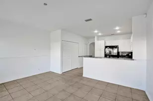 3313 NW 29th Ct, Lauderdale Lakes, FL 33311 - Photo 11