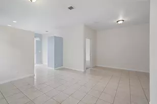 11621 NW 47th Dr, Coral Springs, FL 33076 - Photo 9