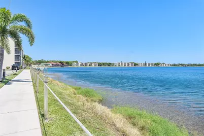 105 Lake Emerald Drive #201, Fort Lauderdale, FL 33309 - Photo 41