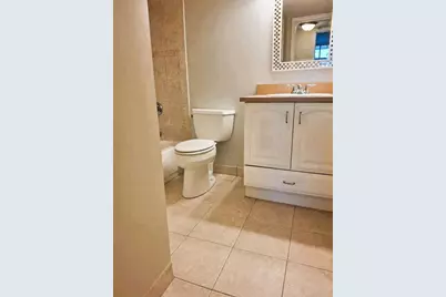 105 Lake Emerald Drive #201, Fort Lauderdale, FL 33309 - Photo 21