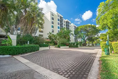 105 Lake Emerald Drive #201, Fort Lauderdale, FL 33309 - Photo 37