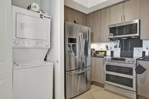 2601 NE 14th Ave, Wilton Manors, FL 33334 - Photo 9