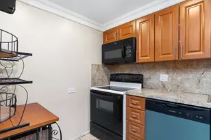 3710 Inverrary Dr, Lauderhill, FL 33319 - Photo 19