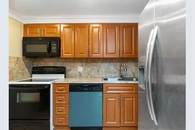 3710 Inverrary Drive #2g, Lauderhill, FL 33319 - Photo 5
