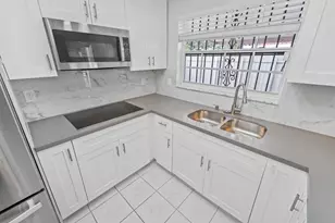 2597 W 73rd Pl, Hialeah, FL 33016 - Photo 25