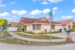 2597 W 73rd Pl, Hialeah, FL 33016 - Photo 9