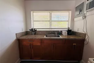 3226 NE 12th St, Pompano Beach, FL 33062 - Photo 9