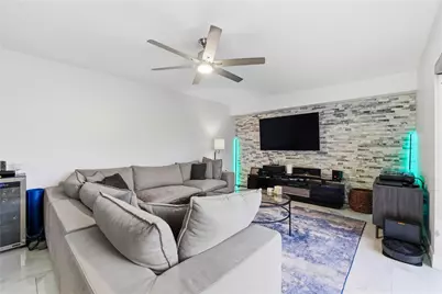 1017 10th Way, West Palm Beach, FL 33407 - Photo 3