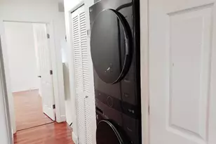 89 SW 3rd St, Pompano Beach, FL 33060 - Photo 11