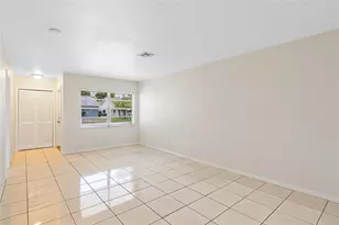 7656 NW 73rd Terrace, Tamarac, FL 33321 - Photo 9