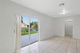 7656 NW 73rd Terrace, Tamarac, FL 33321 - Photo 7