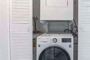 3218 Coral Ridge Dr, Coral Springs, FL 33071 - Photo 13