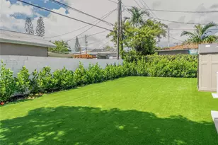 2724 SW 34th Ct, Miami, FL 33133 - Photo 25