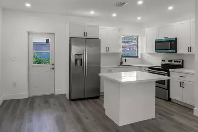 2724 SW 34th Court #B, Miami, FL 33133 - Photo 3