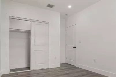 2724 SW 34th Court #B, Miami, FL 33133 - Photo 9