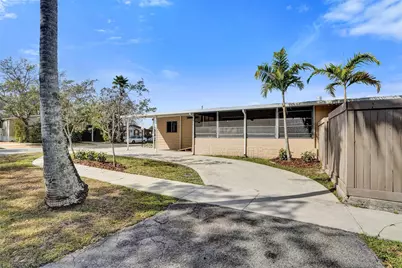 21411 NW 3rd Street, Pembroke Pines, FL 33029 - Photo 13