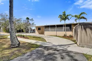 21411 NW 3rd St, Pembroke Pines, FL 33029 - Photo 13