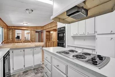 21411 NW 3rd Street, Hollywood, FL 33029 - Photo 9