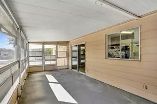 21411 NW 3rd St, Hollywood, FL 33029 - Photo 39