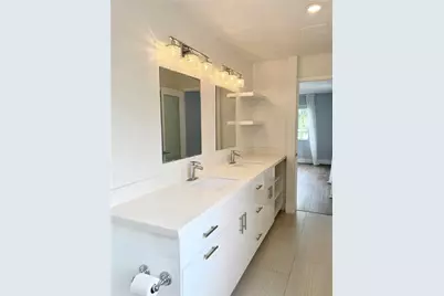 619 Orton Avenue #301, Fort Lauderdale, FL 33304 - Photo 5