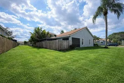 9912 61st Way #A, Boynton Beach, FL 33437 - Photo 3