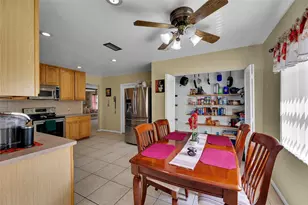 9802 NW 75th Ct, Tamarac, FL 33321 - Photo 29