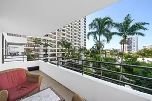 2500 Parkview Dr, Hallandale Beach, FL 33009 - Photo 3