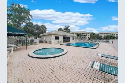 6121 Balboa Circle #306, Boca Raton, FL 33433 - Photo 17