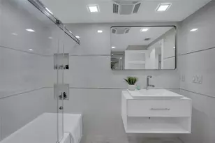 3550 Galt Ocean Dr, Fort Lauderdale, FL 33308 - Photo 25