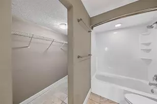 3004 NE 5th Terrace, Wilton Manors, FL 33334 - Photo 23