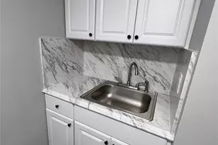 2605 NW 135th St, Miami, FL 33167 - Photo 5