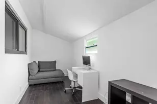 715 NE 25th Ave, Pompano Beach, FL 33062 - Photo 23