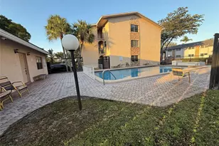 3351 NW 85th Ave, Coral Springs, FL 33065 - Photo 15