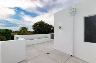 700 NE 14th Ave, Fort Lauderdale, FL 33304 - Photo 57