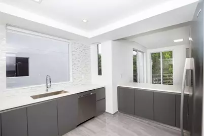 700 NE 14th Avenue #206, Fort Lauderdale, FL 33304 - Photo 23